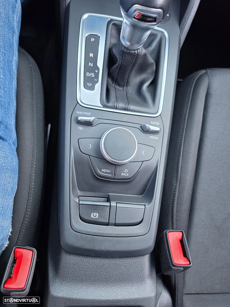 Audi Q2 30 TDI S tronic - 6
