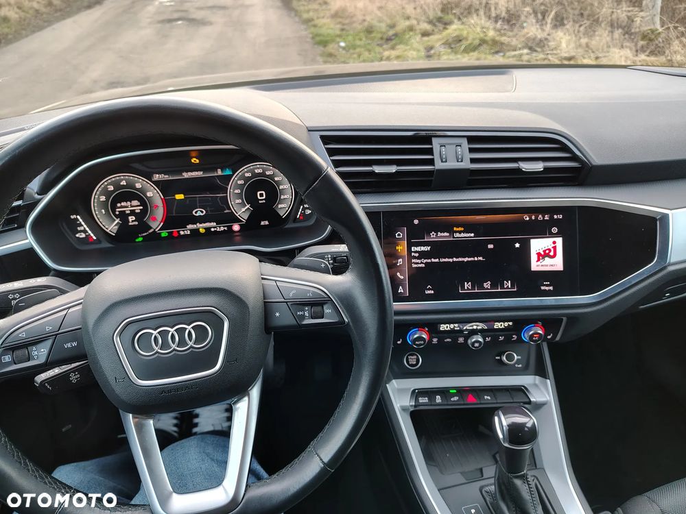 Audi Q3 Sportback - 16