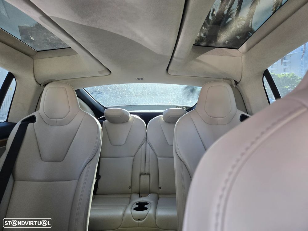 Tesla Model X Long Range - 6