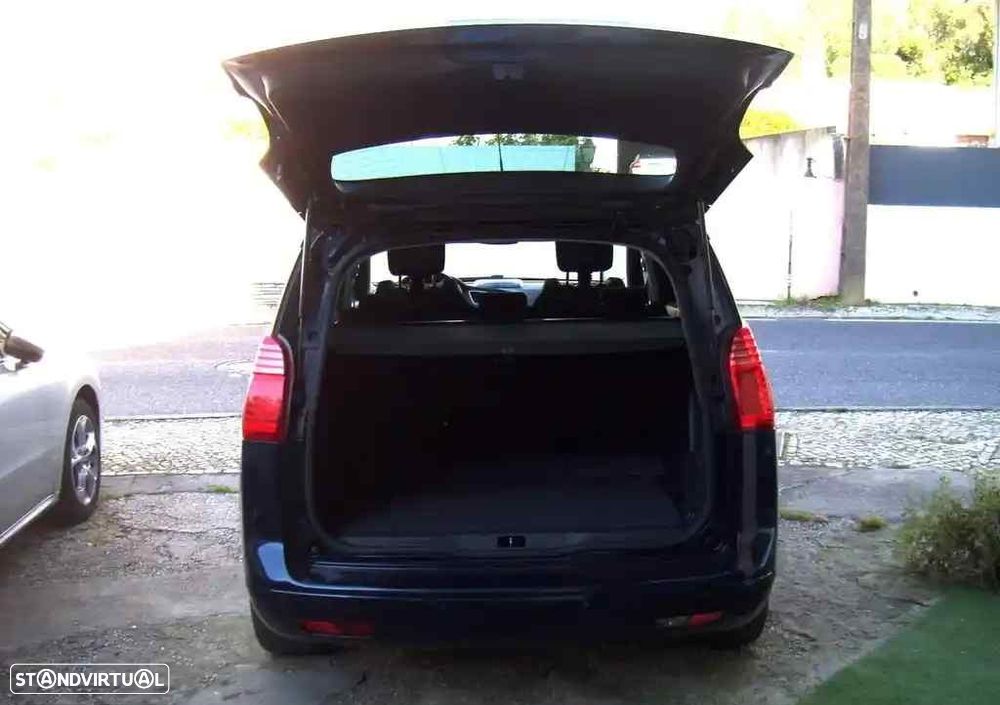 Peugeot 5008 1.6 HDi Executive JLL17 - 56