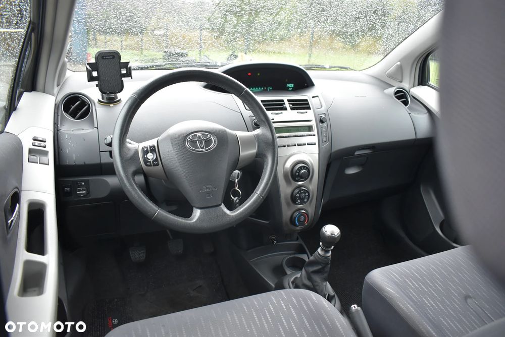 Toyota Yaris 1.33 VVT-i Life - 20