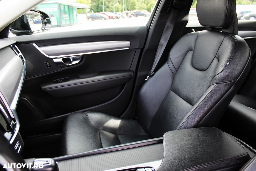 Volvo S90 D4 Momentum - 17