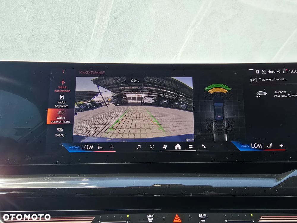 BMW Seria 5 520d xDrive - 17