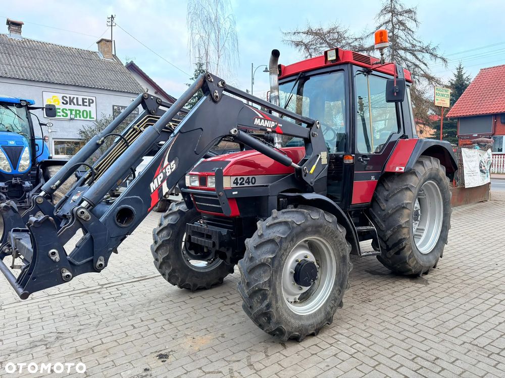 Case IH 4240 - 2