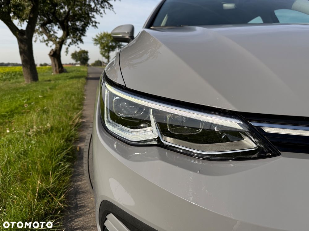Volkswagen Golf 1.4 TSI Plug-In Hybrid Style DSG - 24