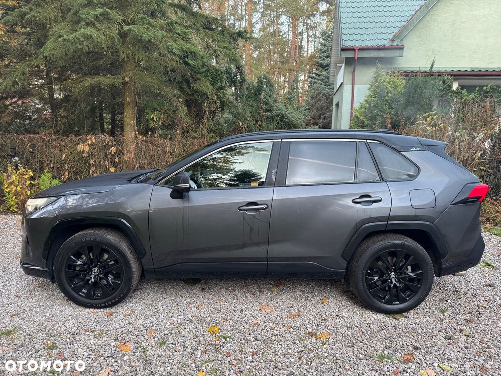Toyota RAV4 - 1