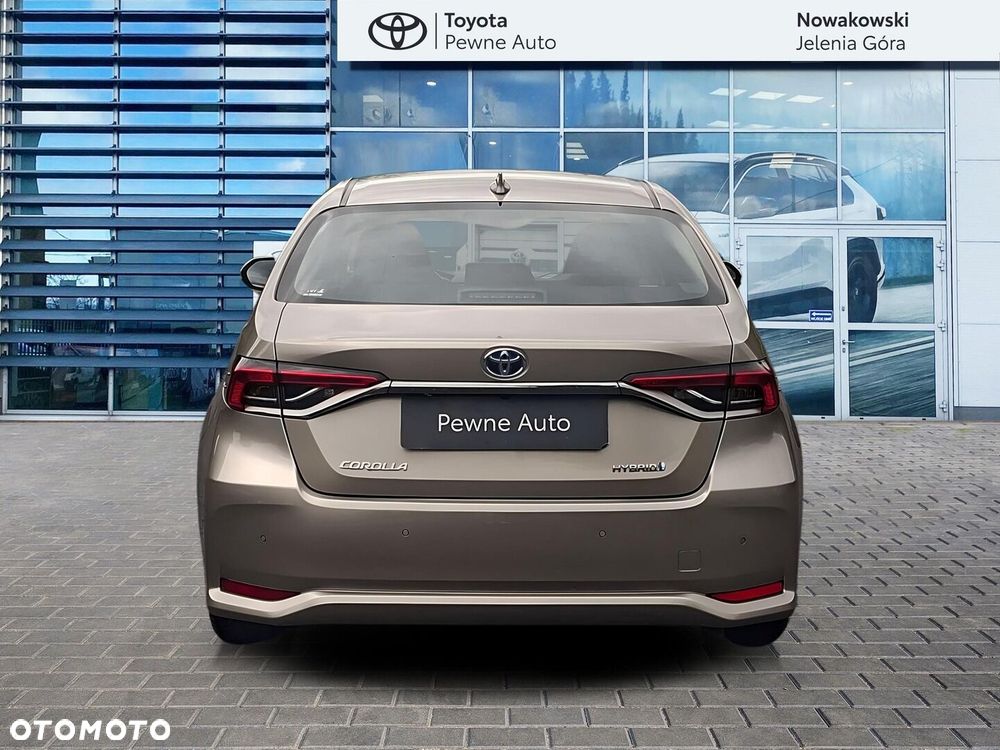 Toyota Corolla 1.8 Hybrid Comfort - 6