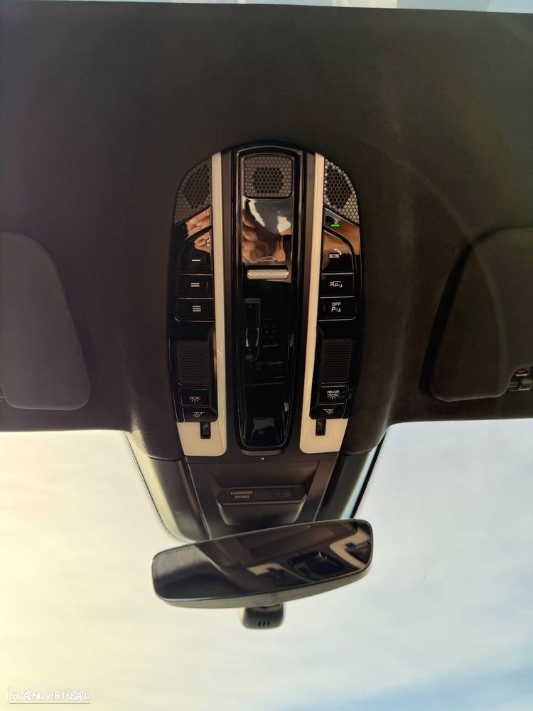 Porsche Cayenne Coupé Turbo S E-Hybrid Tiptronic S - 31