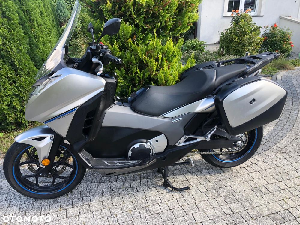 Honda VFR - 6