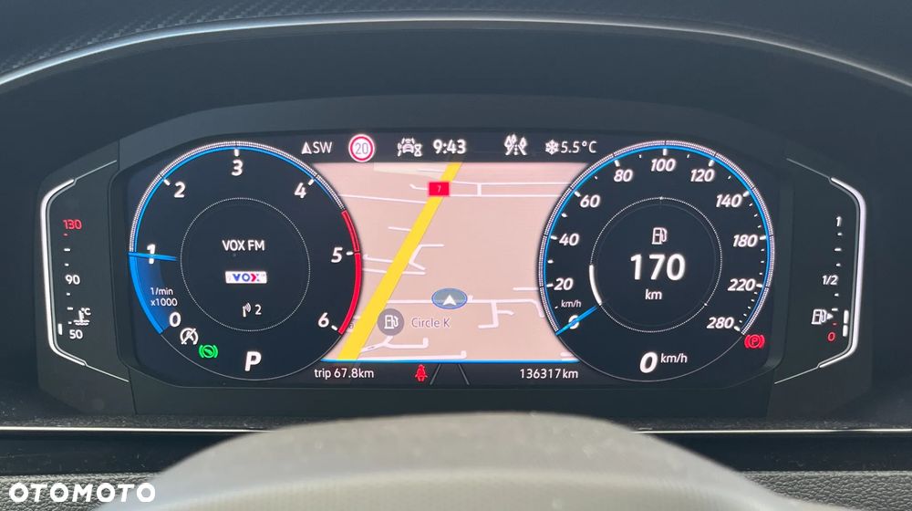 Volkswagen Arteon 2.0 TDI R-Line DSG - 10