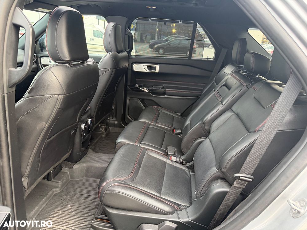 Ford Explorer 3.0 PHEV ST-Line - 21
