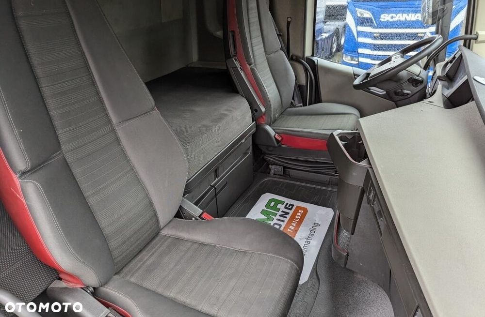 Volvo FH420 4x2 Globetrotter - 4