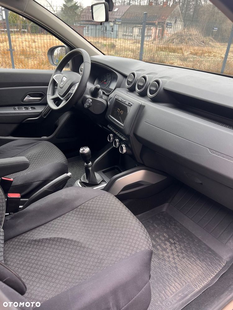 Dacia Duster 1.6 SCe Prestige 4WD - 27