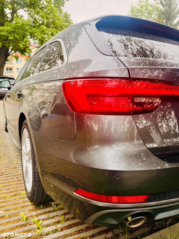 Audi A4 Avant 2.0 TDI Sport S tronic - 24