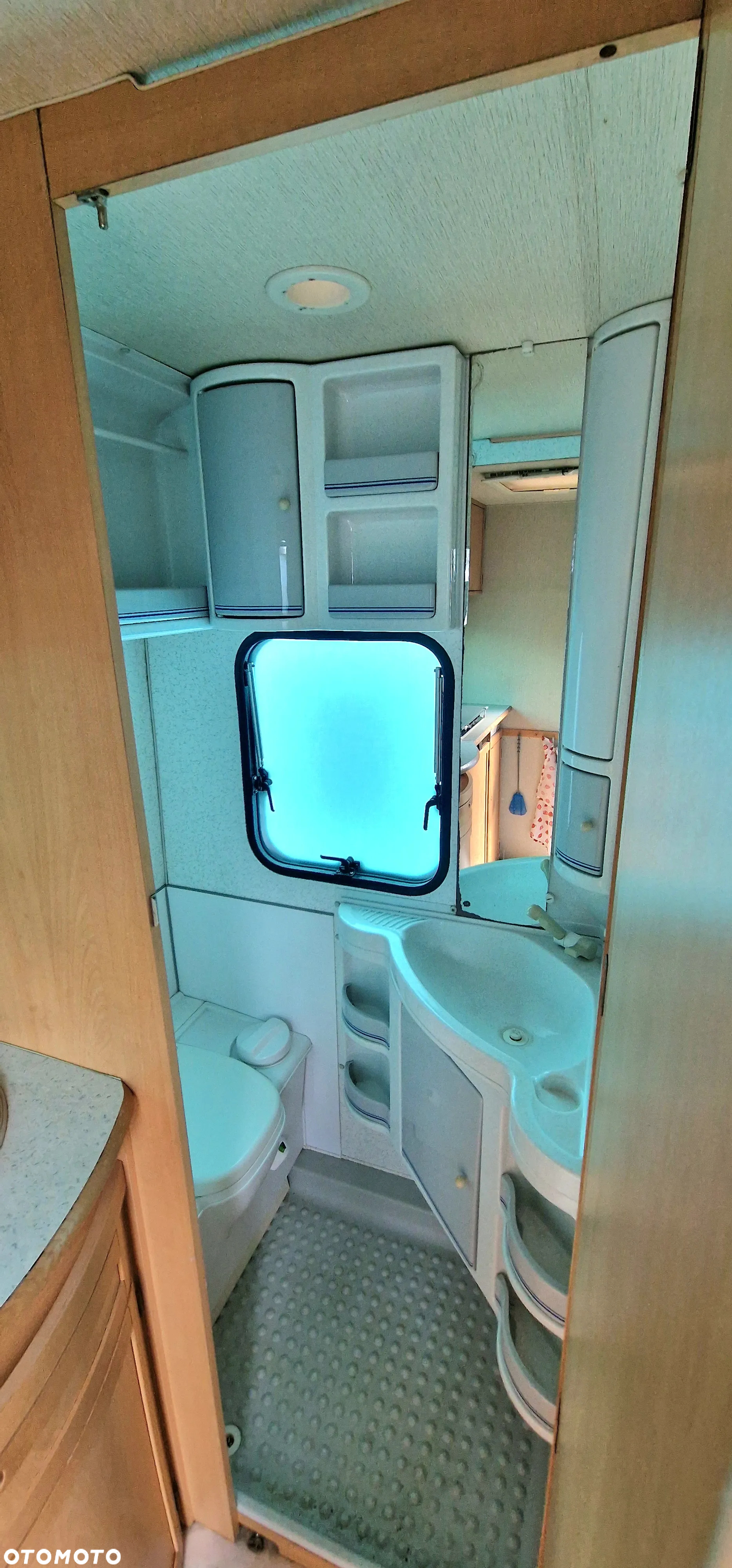 Adria Unica 462 - 9