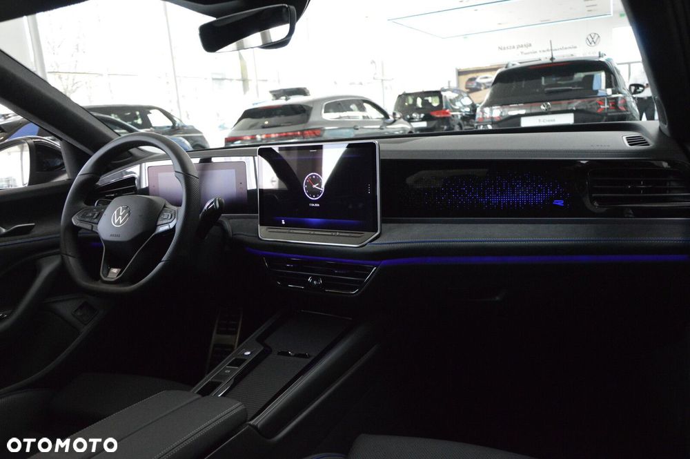 Volkswagen Passat Variant 1.5 TSI ACT mHEV R-Line Plus DSG - 20
