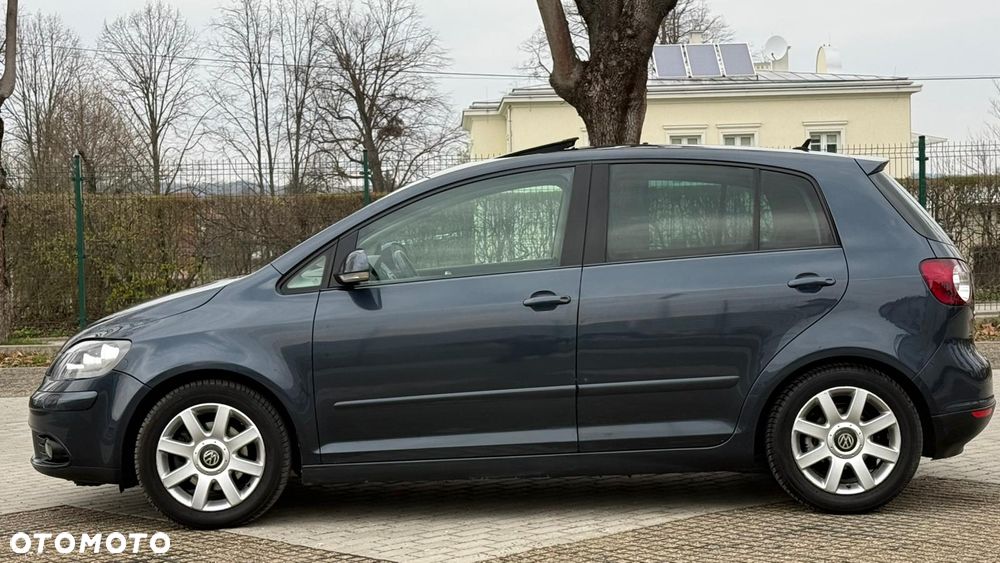 Volkswagen Golf Plus 2.0 TDI Tour Edition - 17