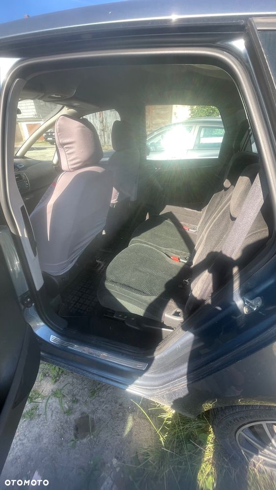 Citroën C4 Picasso - 10
