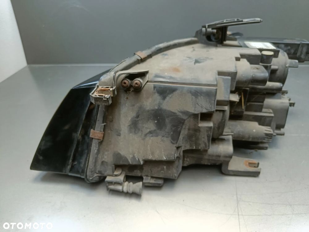 Lampa prawa przednia Audi A4 B8 prawy przód 8K0941004A - 12