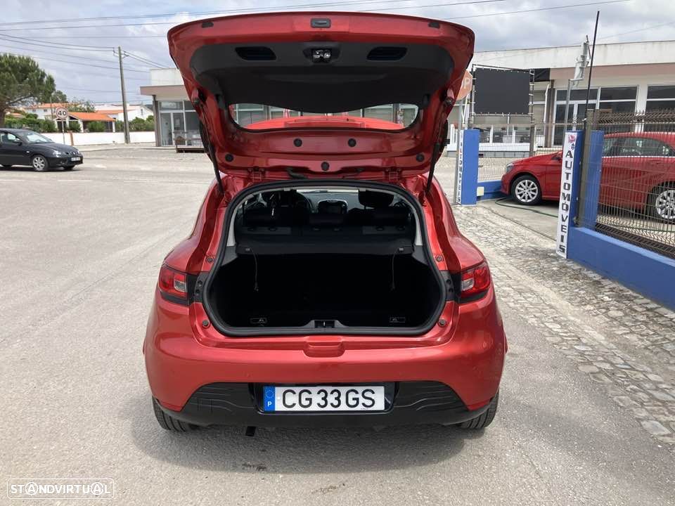 Renault Clio 1.2 16V 75 Collection - 5