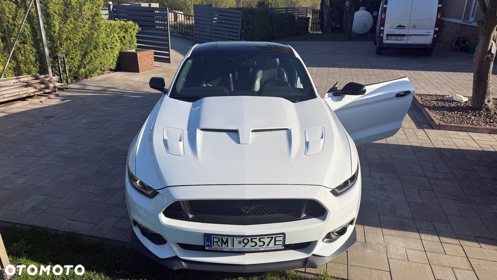 Ford Mustang 5.0 V8 GT - 21