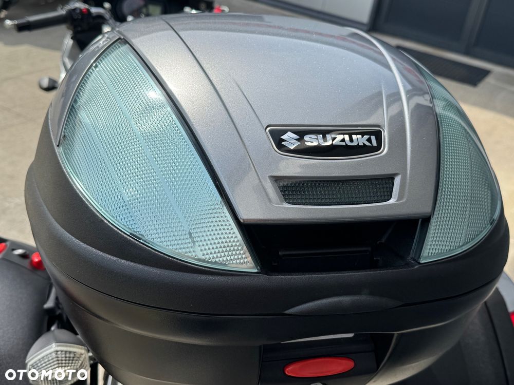 Suzuki GSX - 29