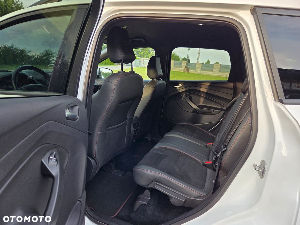 Ford Kuga 2.0 TDCi AWD ST-Line Black - 32