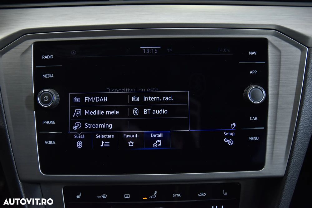 Volkswagen Passat - 21