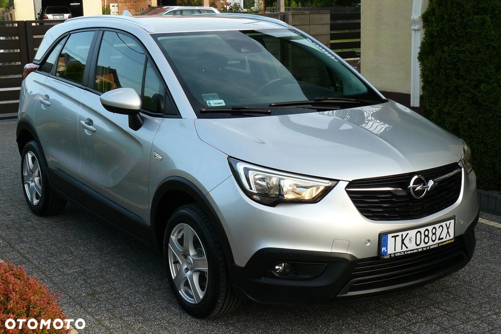 Opel Crossland X 1.2 T Design Line S&S - 33