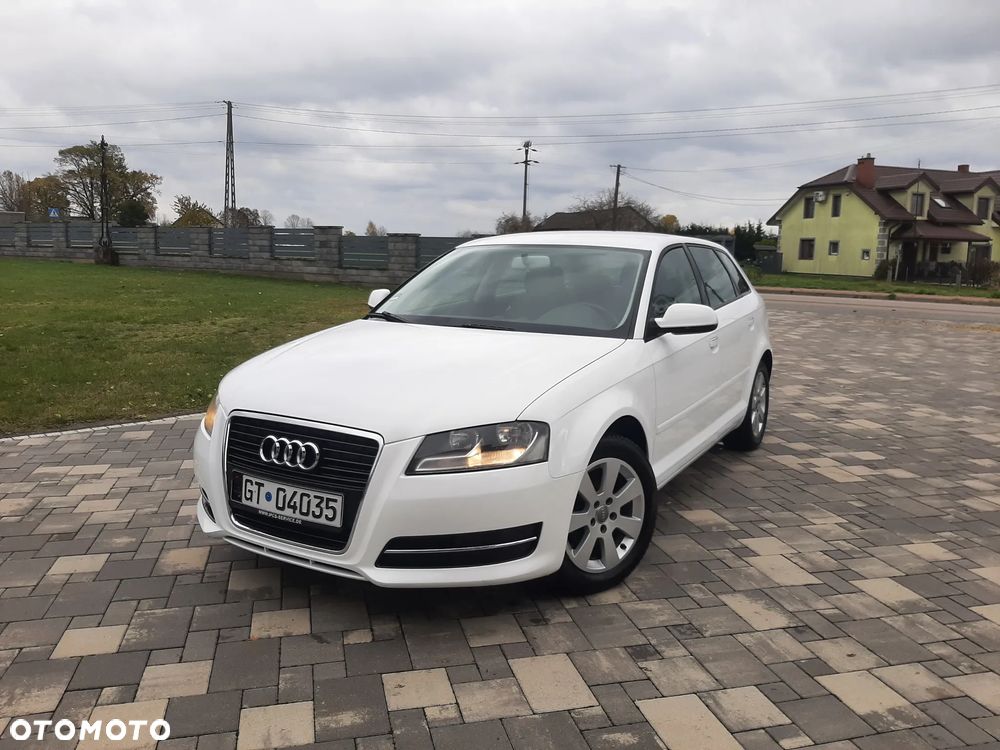 Audi A3 Sportback 1.6 Ambition - 4