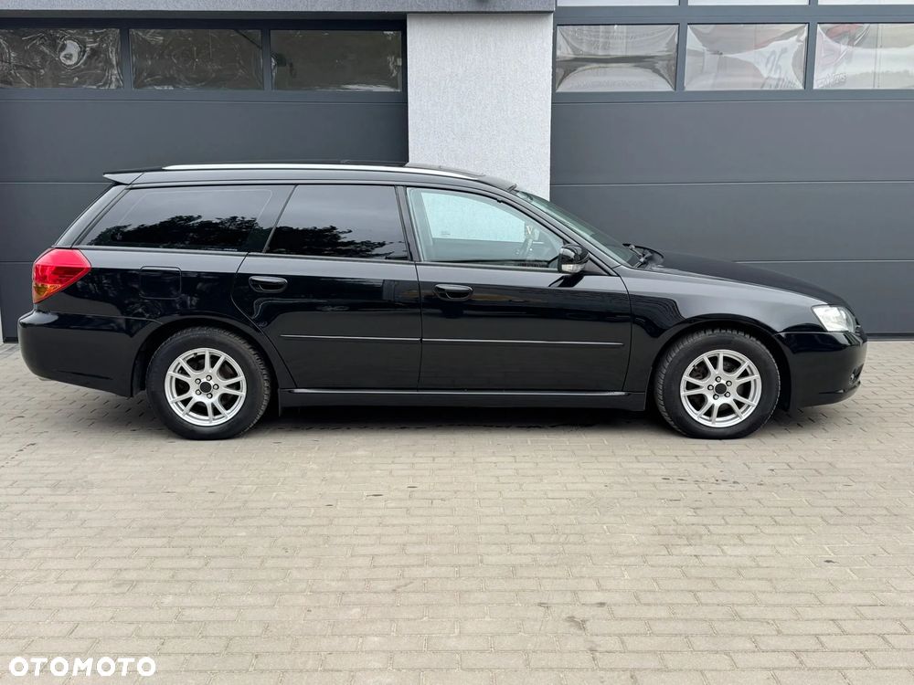 Subaru Legacy - 11