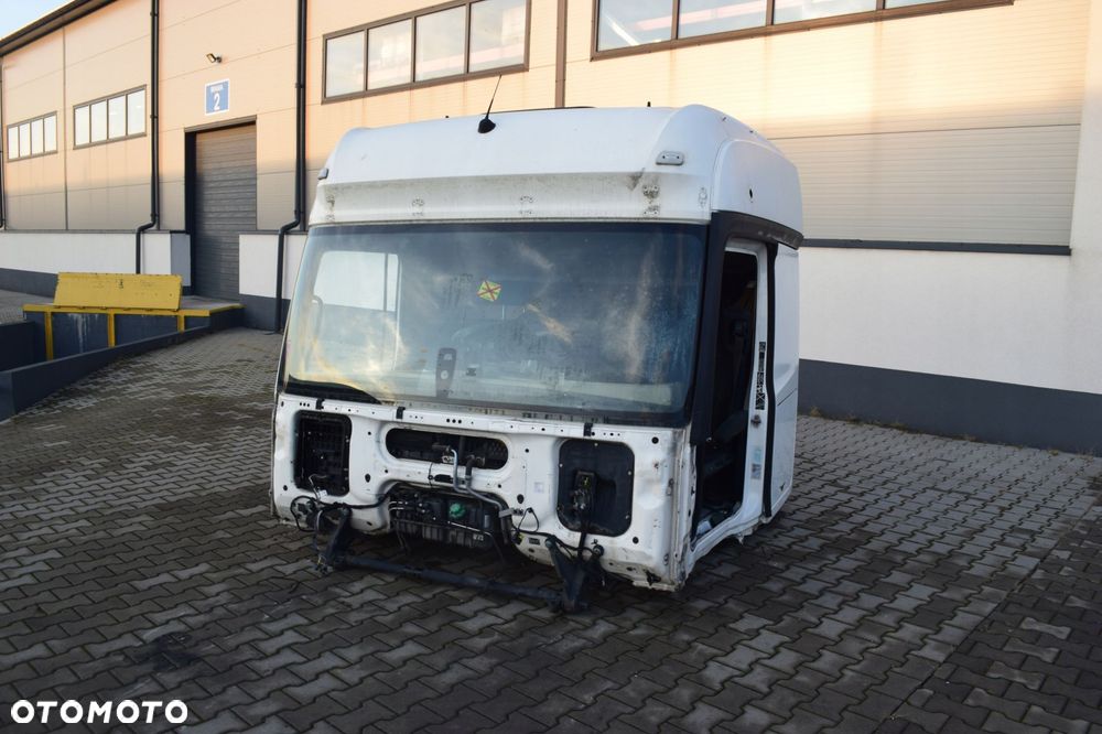 SZKIELET KABINA MERCEDES ACTROS MP4 GIGA SPACE - 9