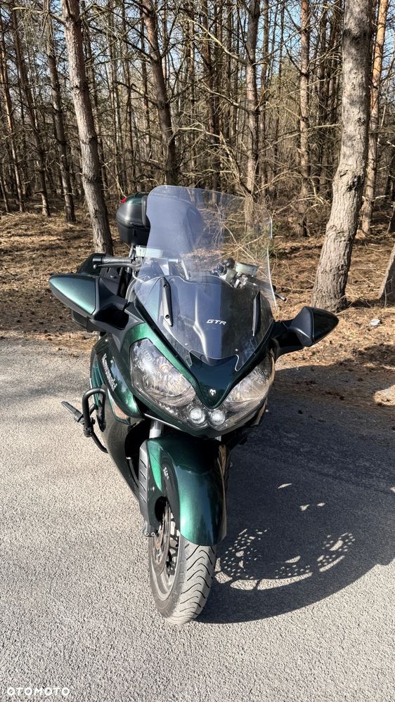 Kawasaki GTR - 2