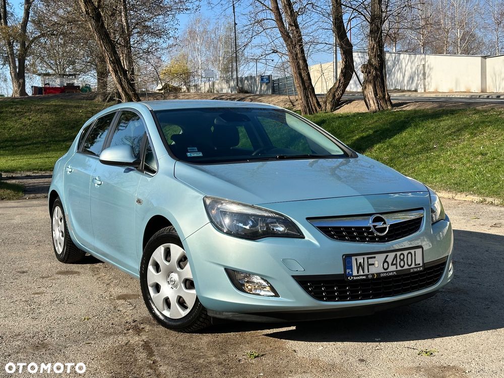 Opel Astra 1.4 T Cosmo - 1