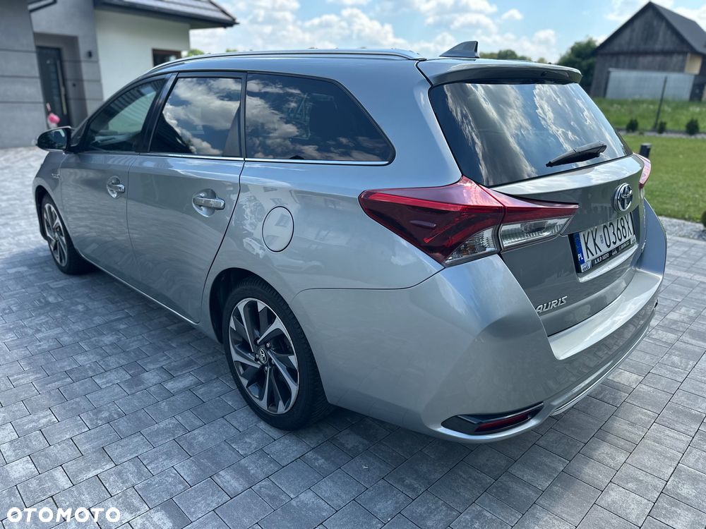 Toyota Auris - 24