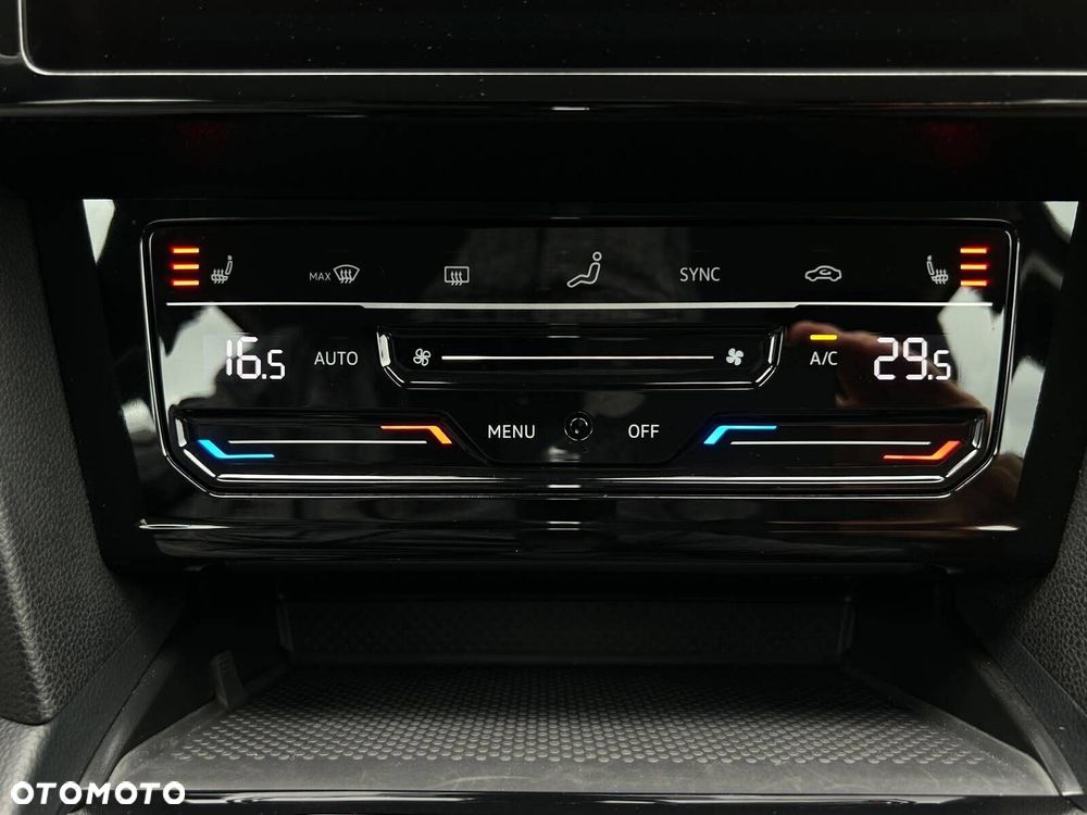 Volkswagen Passat - 27