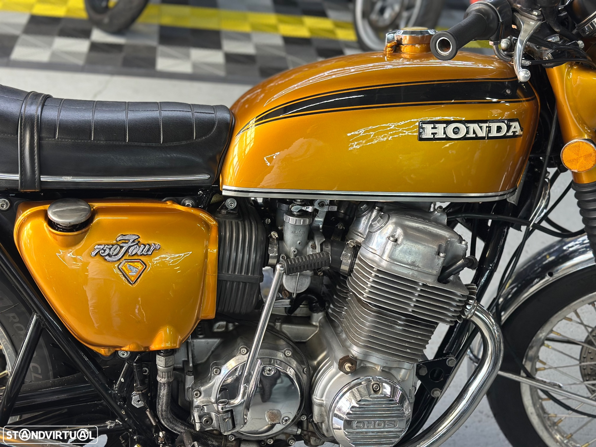 Honda Four - 19