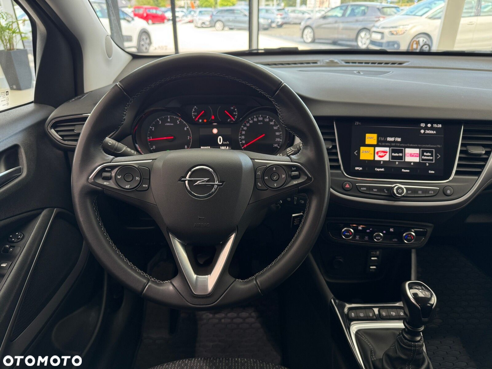 Opel Crossland X - 15