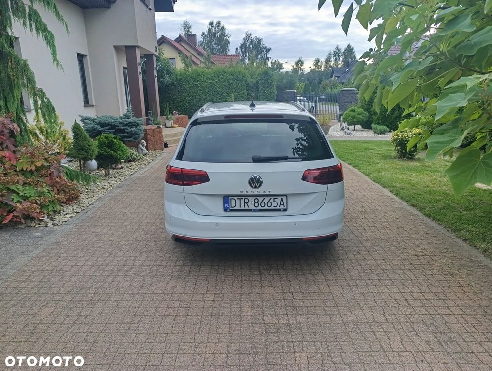 Volkswagen Passat 2.0 TDI Business DSG - 17