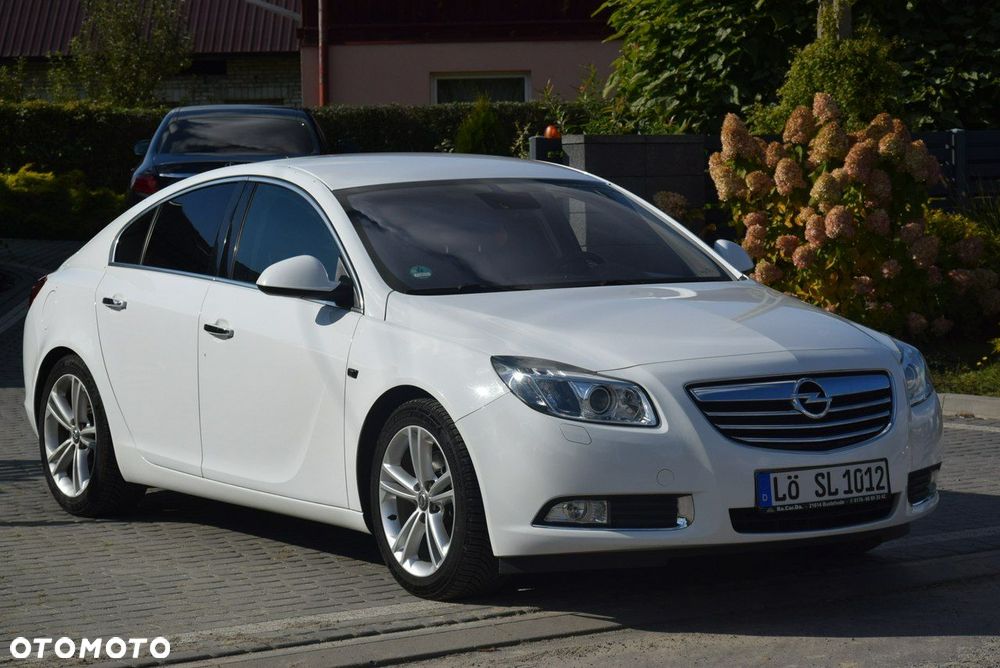 Opel Insignia 1.6 T Cosmo - 1