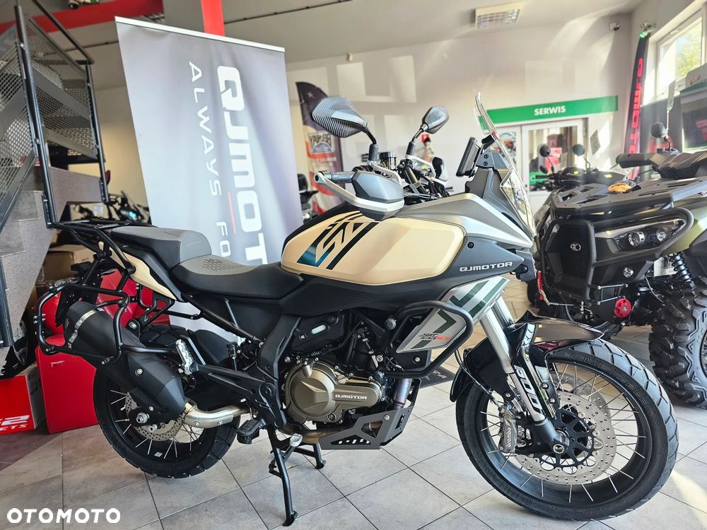 QJMOTOR SRT 600SX - 6