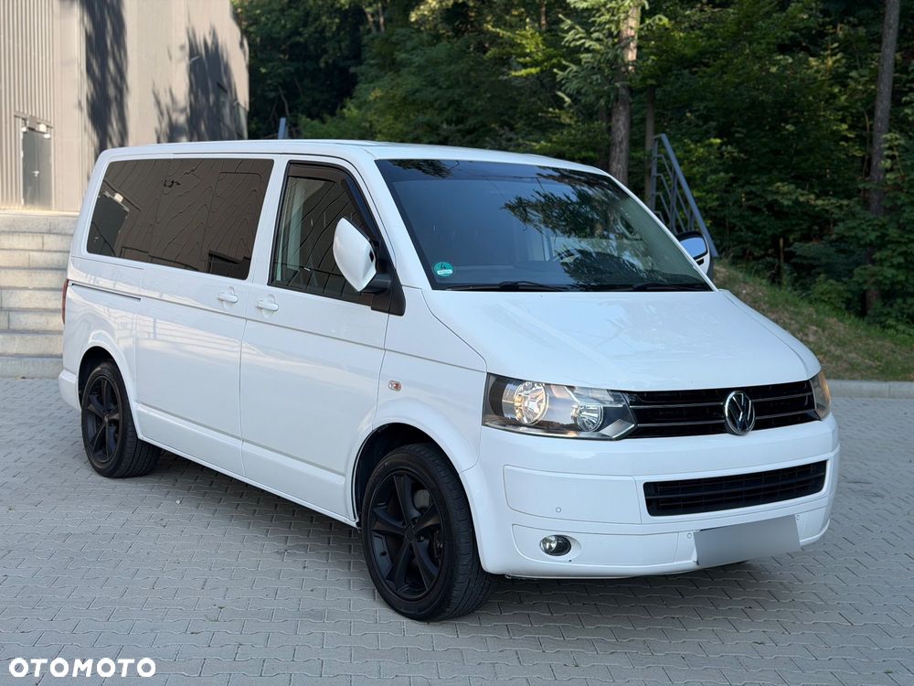 Volkswagen Multivan - 5