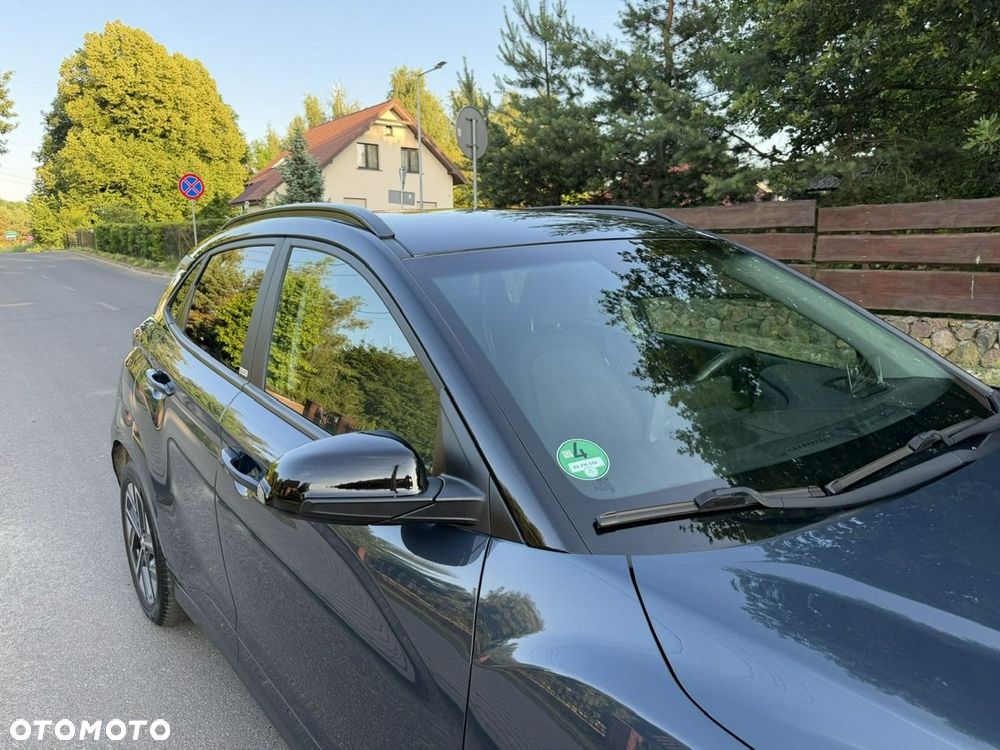 Hyundai Kona 49kWh Executive Plus - 13