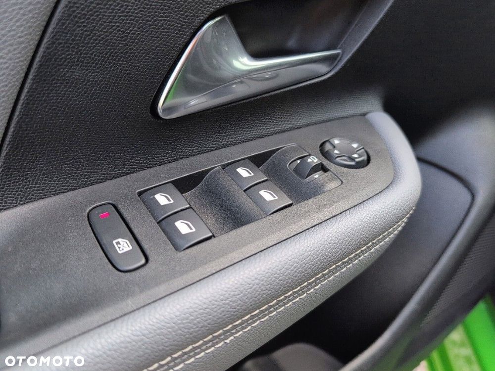 Opel Mokka 1.2 T Elegance S&S - 12