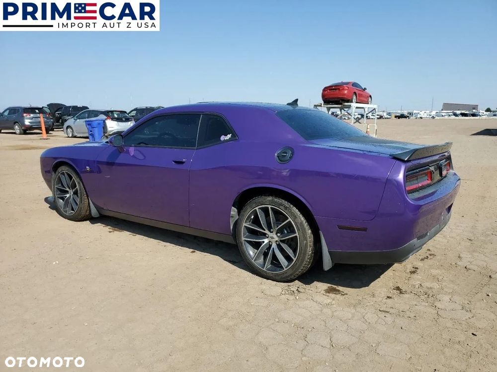 Dodge Challenger 6.4 Scat Pack - 2