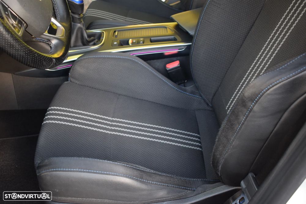 Renault Mégane Sport Tourer 1.5 dCi GT Line - 18
