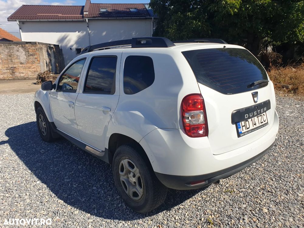 Dacia Duster 1.5 dCi 4x2 Laureate - 8