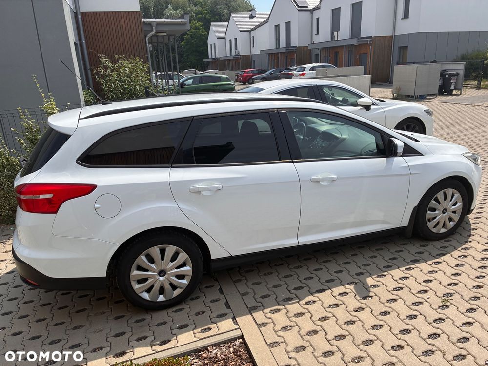 Ford Focus 1.5 TDCi Trend - 4