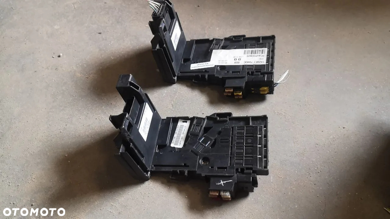 MODUŁ NAPIĘCIA PEUGEOT 308 3008 5008  CITROEN C4 PICASSO C4 GRAND PICASSO 28236841  28217166 - 3