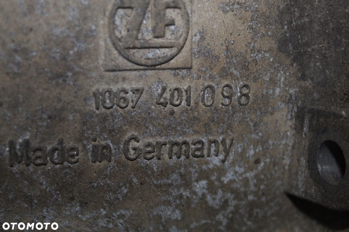 DISCOVERY III 2.7 TDV6 SKRZYNIA BIEGÓW MANUALNA - 2